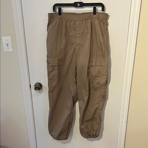 Uniqlo Tan Track Pants with Elastic Cuffs and Relaxed Fit